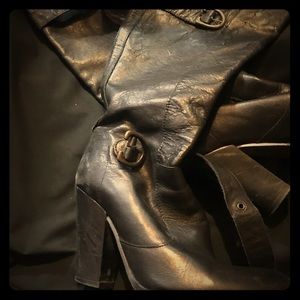 Genuine leather black boot